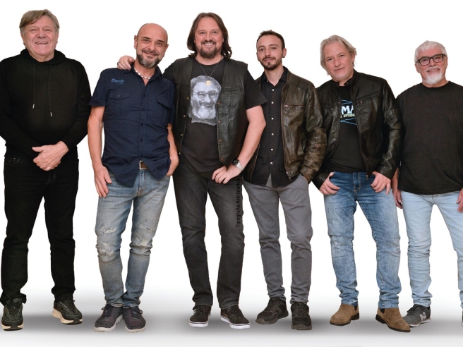 “Nomadi – Live Tour 2025/2026”: un classico della musica italiana a Brescia